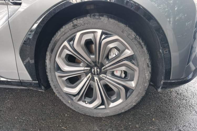 Used HiPhi X 2021 Flagship Edition 6-Seater Right Front Wheel Hub