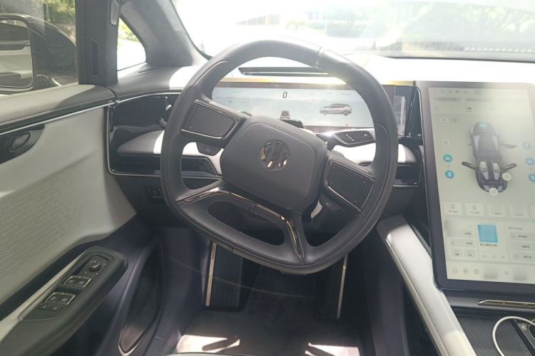 Used HiPhi X 2021 Founder Edition 6-seater Steering Wheel