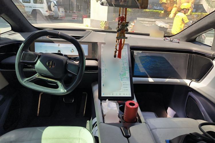 Used HiPhi X 2021 Founder Edition 6-seater Center Console