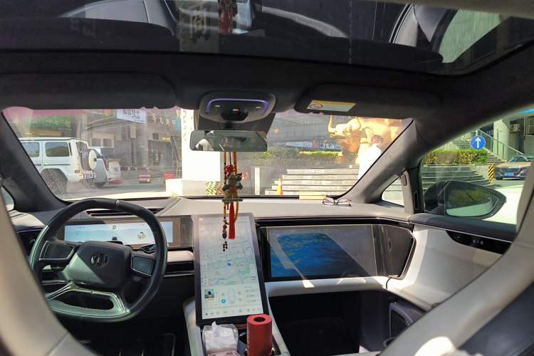 Used HiPhi X 2021 Founder Edition 6-seater Headliner