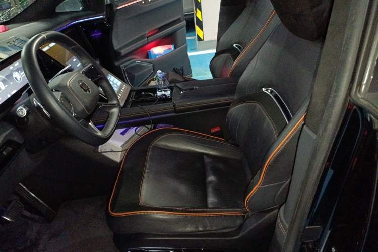 Used HiPhi X 2021 Founder Edition 6-seater Left Front Seat