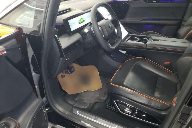 Used HiPhi X 2021 Founder Edition 6-seater Left Front Seat