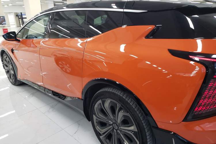 Used HiPhi X 2021 Founder Edition 6-seater Left Side