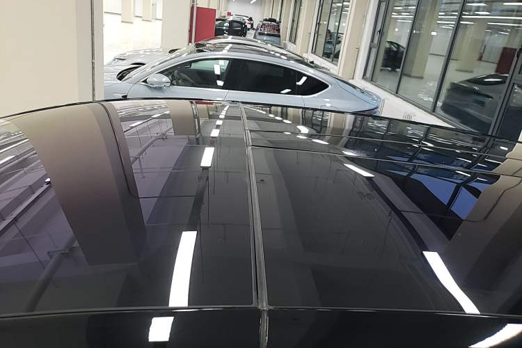 Used HiPhi X 2021 Founder Edition 6-seater Roof