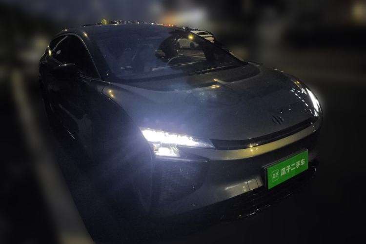 Used HiPhi X 2022 Zhiyuan 6-Seat Long-Range Version Front Right 45 Deg
