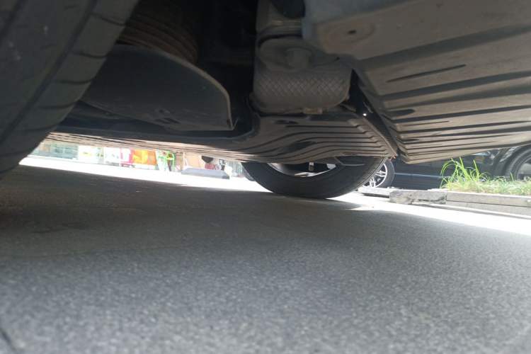 Used HiPhi X 2022 Zhiyuan 6-Seat Long-Range Version Chassis Rear Left