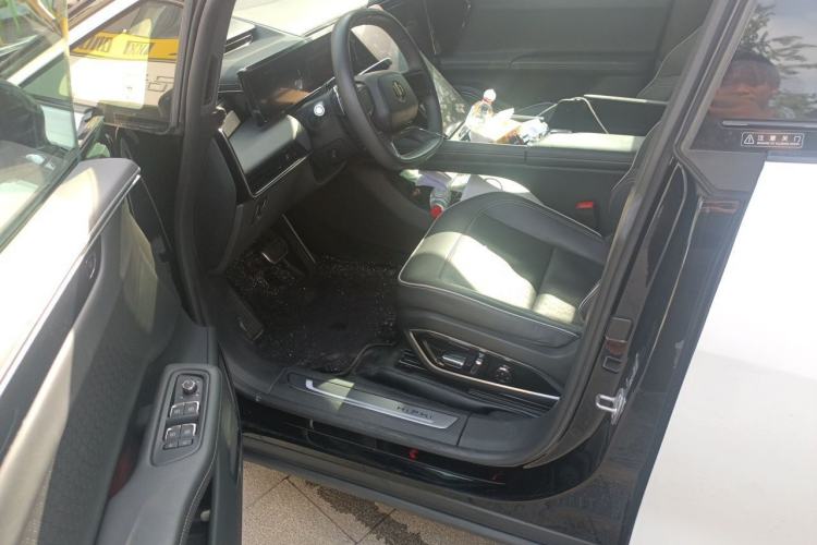 Used HiPhi X 2022 Zhiyuan 6-Seat Long-Range Version Driver Seat