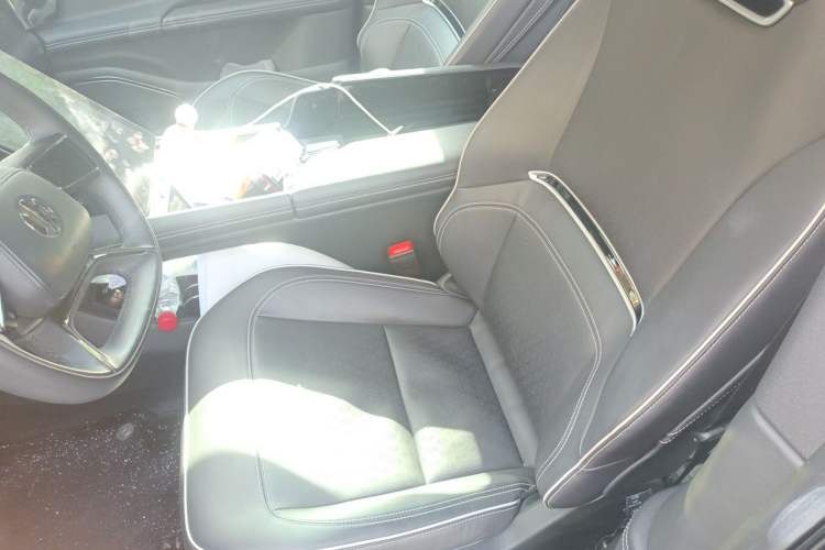 Used HiPhi X 2022 Zhiyuan 6-Seat Long-Range Version Left Front Seat
