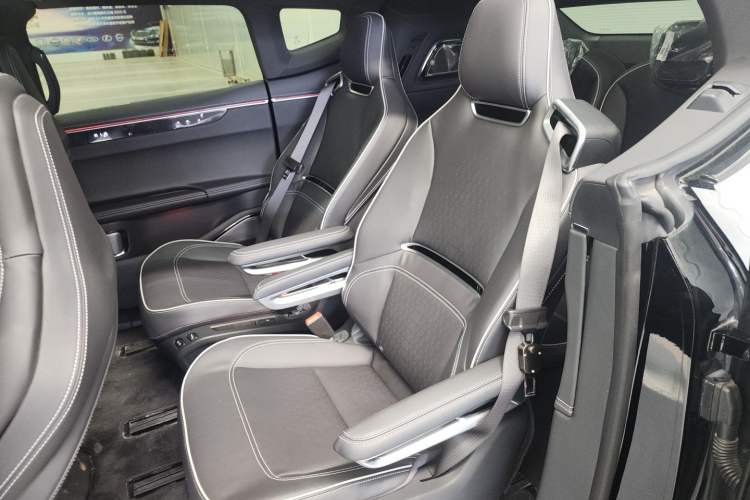 Used HiPhi X 2022 Zhiyuan 6-Seat Long-Range Version Left Rear Seat