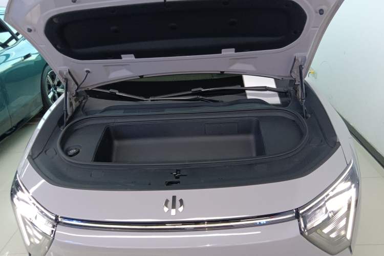 Used HiPhi Y 2023 560 km Pioneer Edition Engine Bay