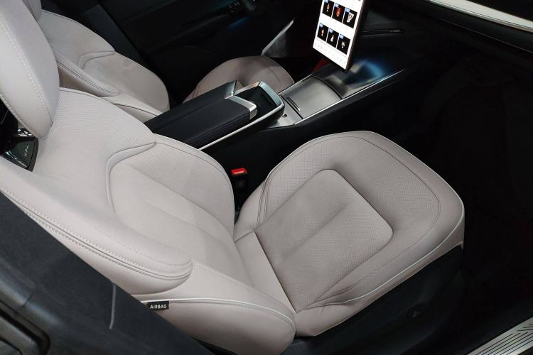 Used HiPhi Y 2023 560 km Elite Version Right Front Seat