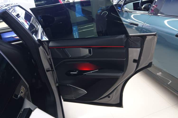 Used HiPhi Y 2023 560 km Pioneer Edition Right Rear Door Interior