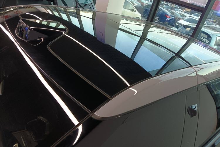 Used HiPhi Y 2023 560 km Pioneer Edition Roof