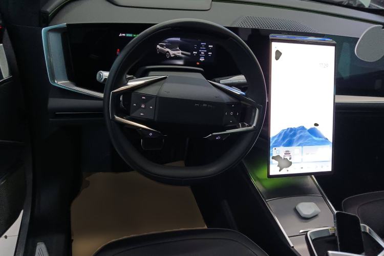 Used HiPhi Y 2023 560 km Pioneer Edition Steering Wheel