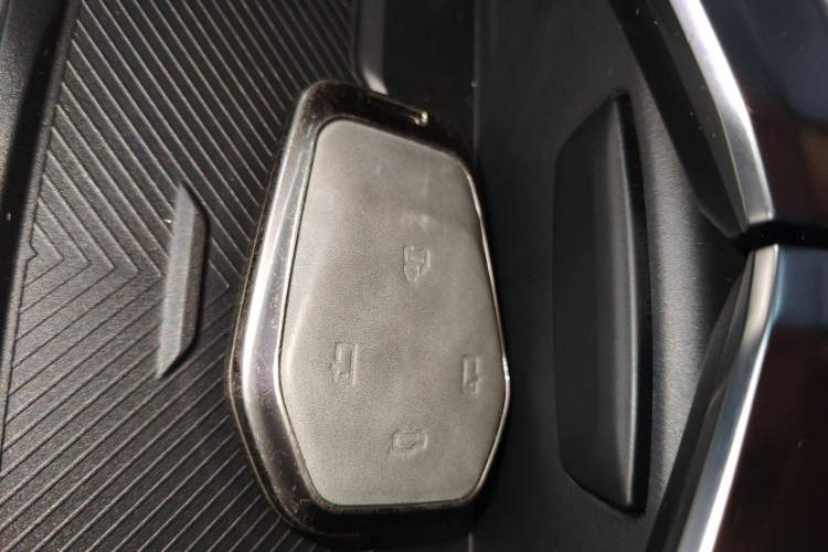Used HiPhi Y 2023 560 km Elite Version Vehicle Key