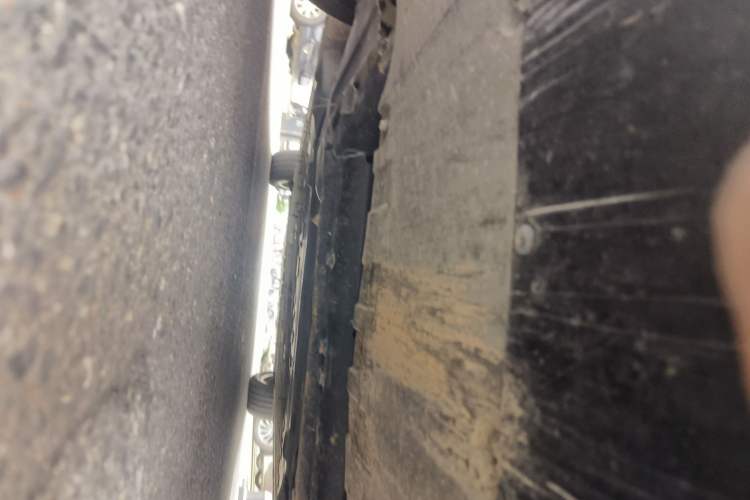 Used HiPhi Y 2023 810 km Long-Range Version Chassis Front