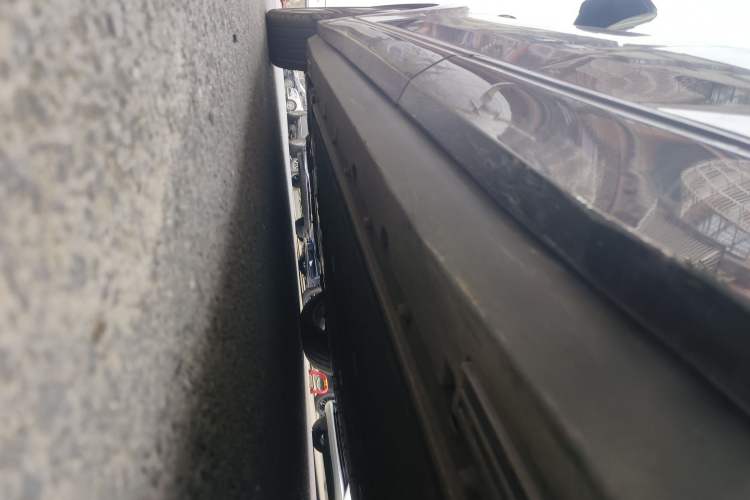 Used HiPhi Y 2023 810 km Long-Range Version Chassis Rear Left