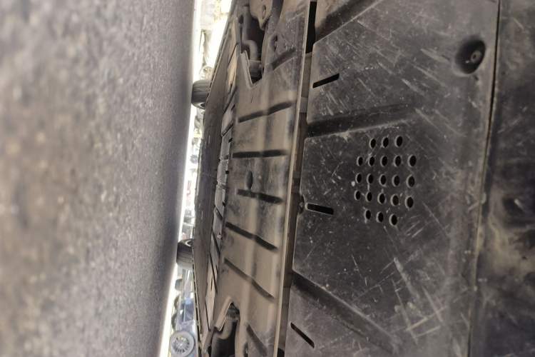 Used HiPhi Y 2023 810 km Long-Range Version Chassis Rear