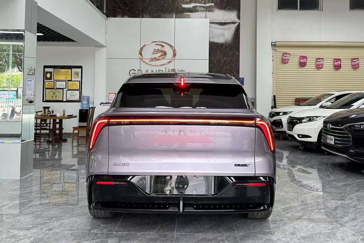 Used HiPhi Y 2023 560 km Pioneer Edition Exterior 5