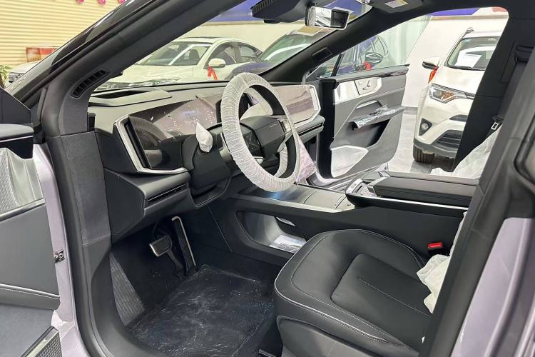 Used HiPhi Y 2023 560 km Pioneer Edition Interior 4