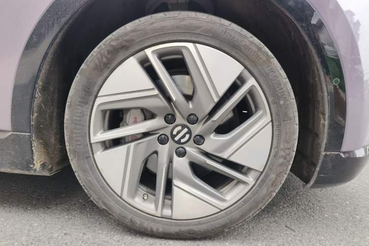Used HiPhi Y 2023 810 km Long-Range Version Right Front Wheel Hub