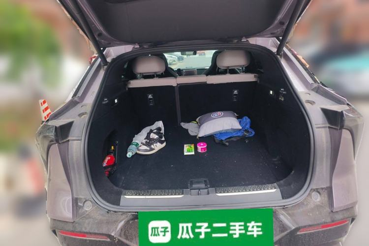 Used HiPhi Y 2023 810 km Long-Range Version Trunk