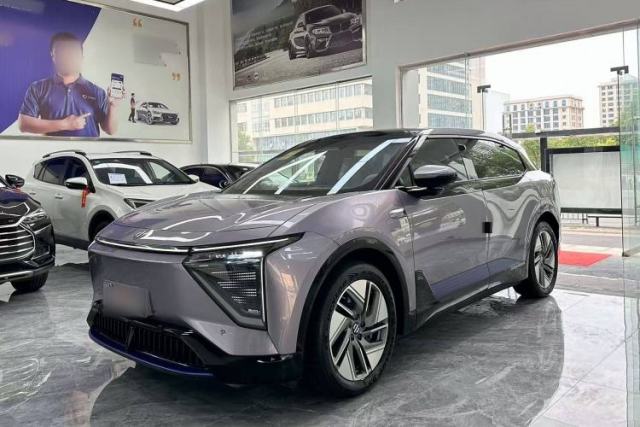 Used HiPhi Y 2023 560 km Pioneer Edition