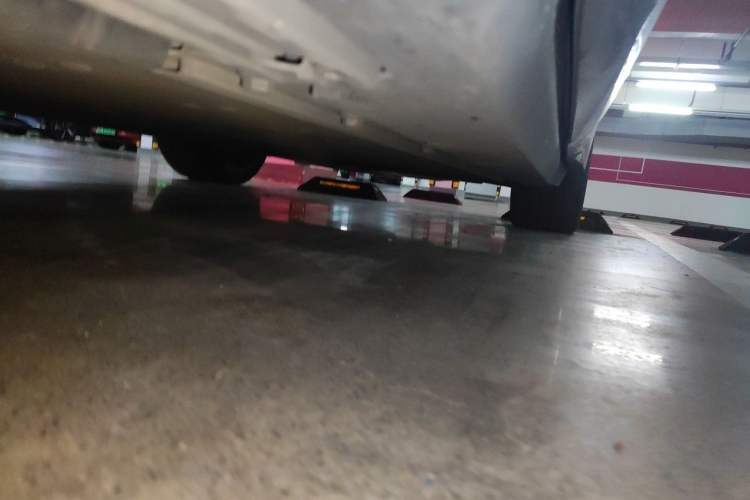 Used HiPhi Y 2023 560 km Elite Version Chassis Front Left