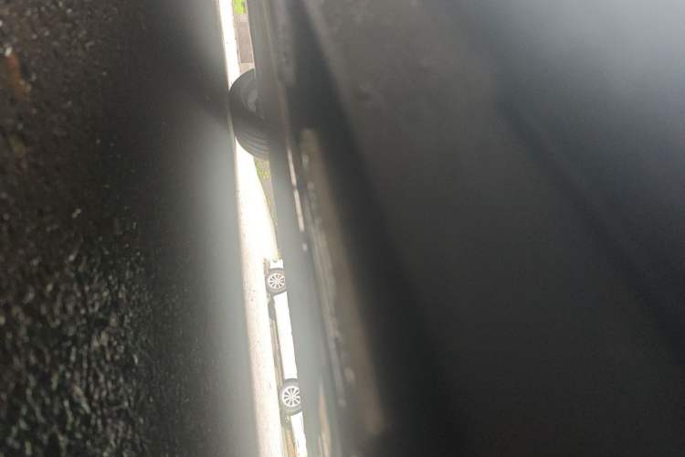 Used HiPhi Y 2023 560 km Pioneer Edition Chassis Front Right