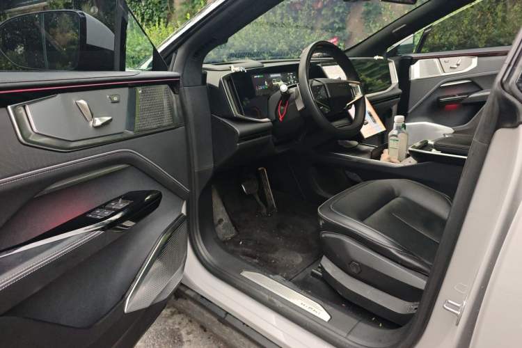 Used HiPhi Y 2023 560 km Pioneer Edition Driver Seat
