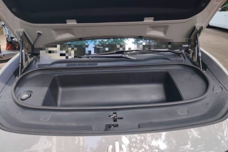 Used HiPhi Y 2023 810 km Long-Range Version Engine Bay