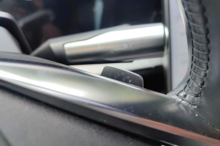 Used HiPhi Y 2023 560 km Pioneer Edition Gear Lever