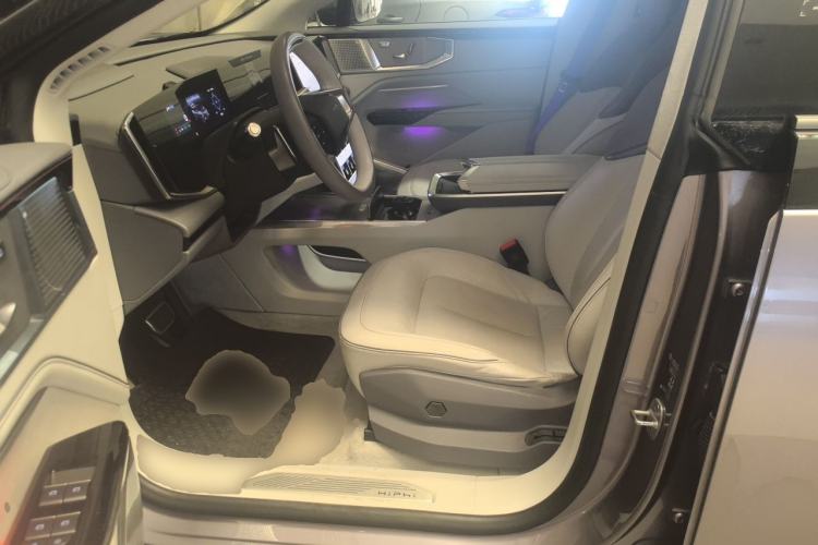 Used HiPhi Y 2023 560 km Pioneer Edition Left Front Seat