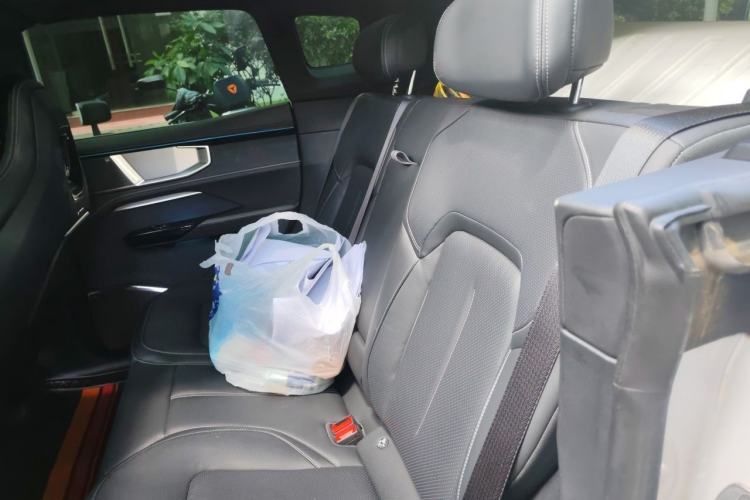 Used HiPhi Y 2023 810 km Long-Range Version Left Rear Seat