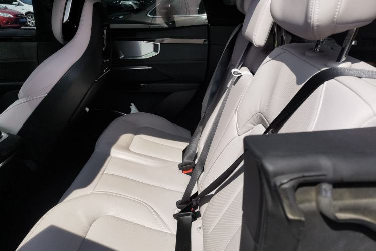 Used HiPhi Y 2023 560 km Elite Version Left Rear Seat