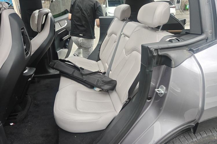 Used HiPhi Y 2023 560 km Pioneer Edition Left Rear Seat