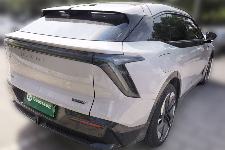 Used HiPhi Y 2023 560 km Elite Version Rear Right 45 Deg