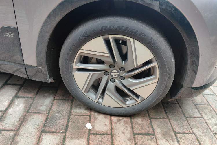 Used HiPhi Y 2023 560 km Pioneer Edition Right Front Wheel Hub