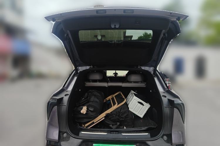 Used HiPhi Y 2023 560 km Pioneer Edition Trunk