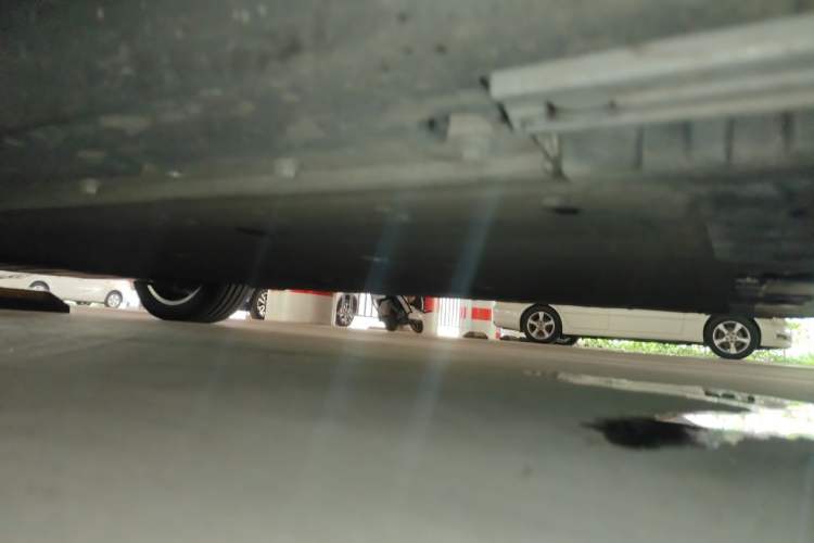 Used HiPhi Y 2023 560 km Pioneer Edition Chassis Front Right