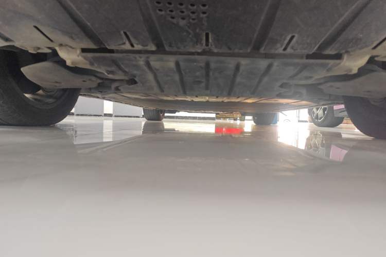 Used HiPhi Y 2023 560 km Pioneer Edition Chassis Rear