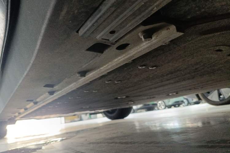 Used HiPhi Y 2023 560 km Elite Version Chassis Rear Left
