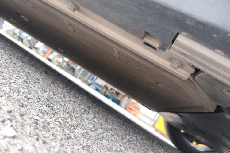 Used HiPhi Y 2023 560 km Pioneer Edition Chassis Rear Left