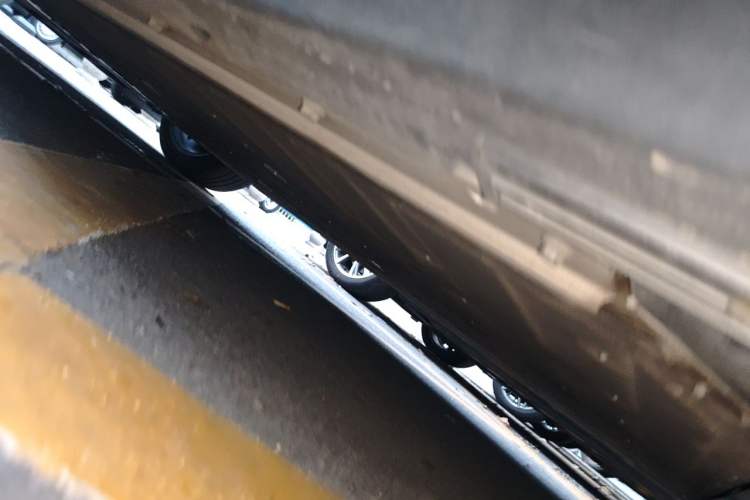 Used HiPhi Y 2023 765 km Flagship Edition Chassis Rear Left