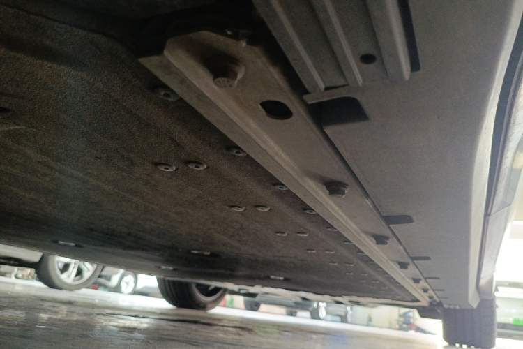 Used HiPhi Y 2023 560 km Elite Version Chassis Rear Right
