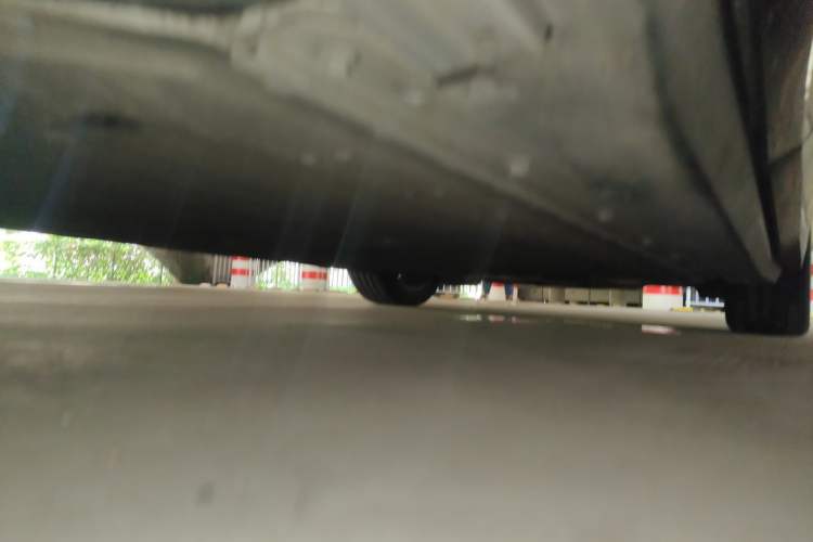 Used HiPhi Y 2023 560 km Pioneer Edition Chassis Rear Right