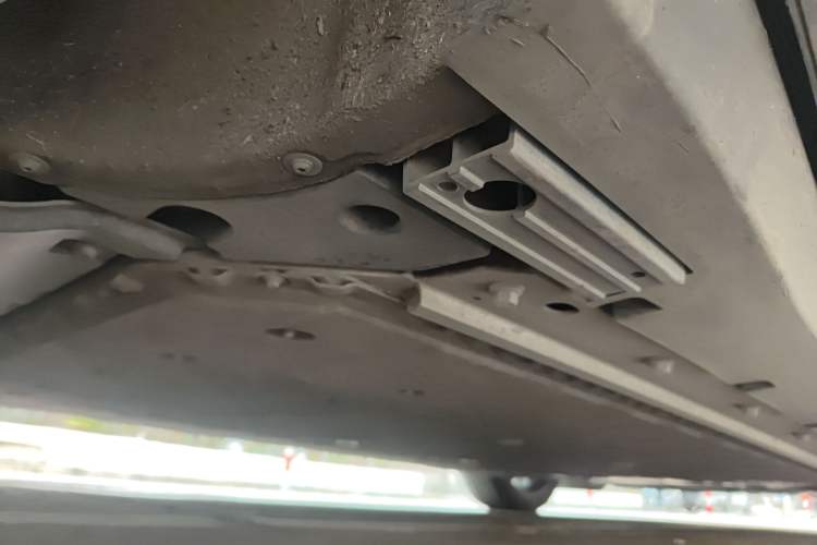 Used HiPhi Y 2023 765 km Flagship Edition Chassis Rear Right
