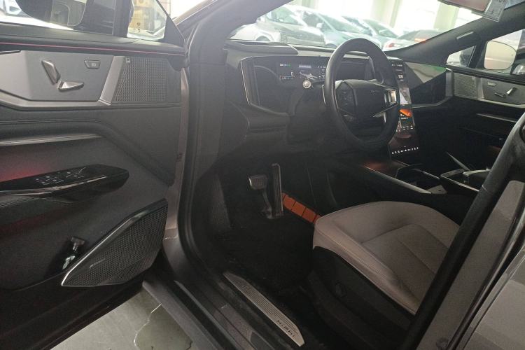 Used HiPhi Y 2023 560 km Elite Version Driver Seat
