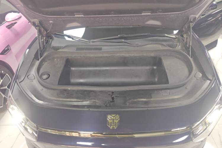 Used HiPhi Y 2023 560 km Pioneer Edition Engine Bay