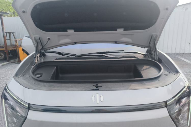 Used HiPhi Y 2023 560 km Pioneer Edition Engine Bay